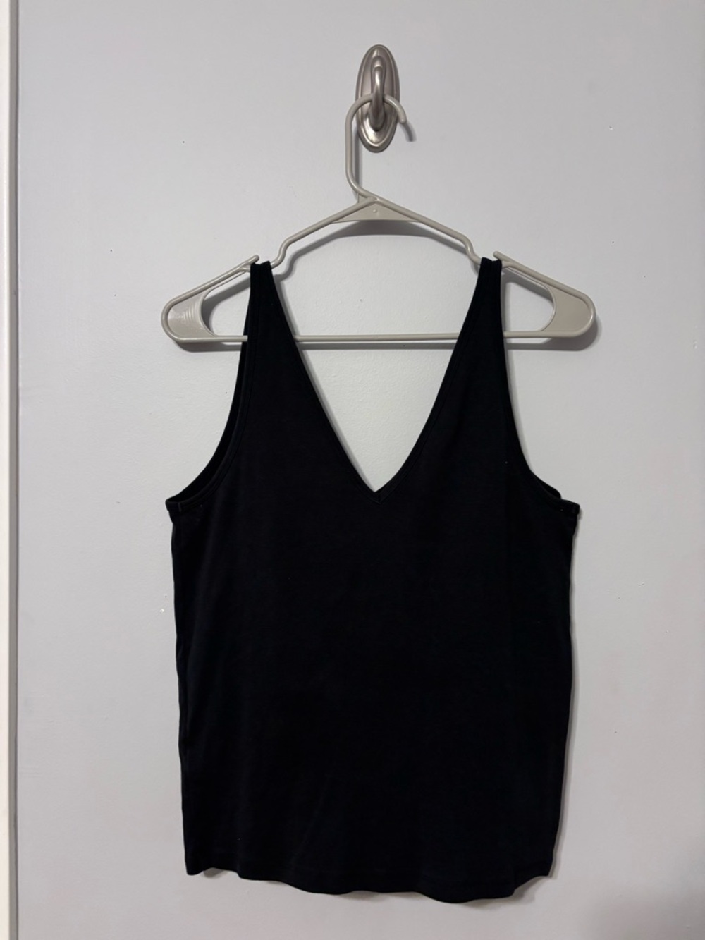 J. Crew Black V-Neck Tank Top - Picture 3 of 4